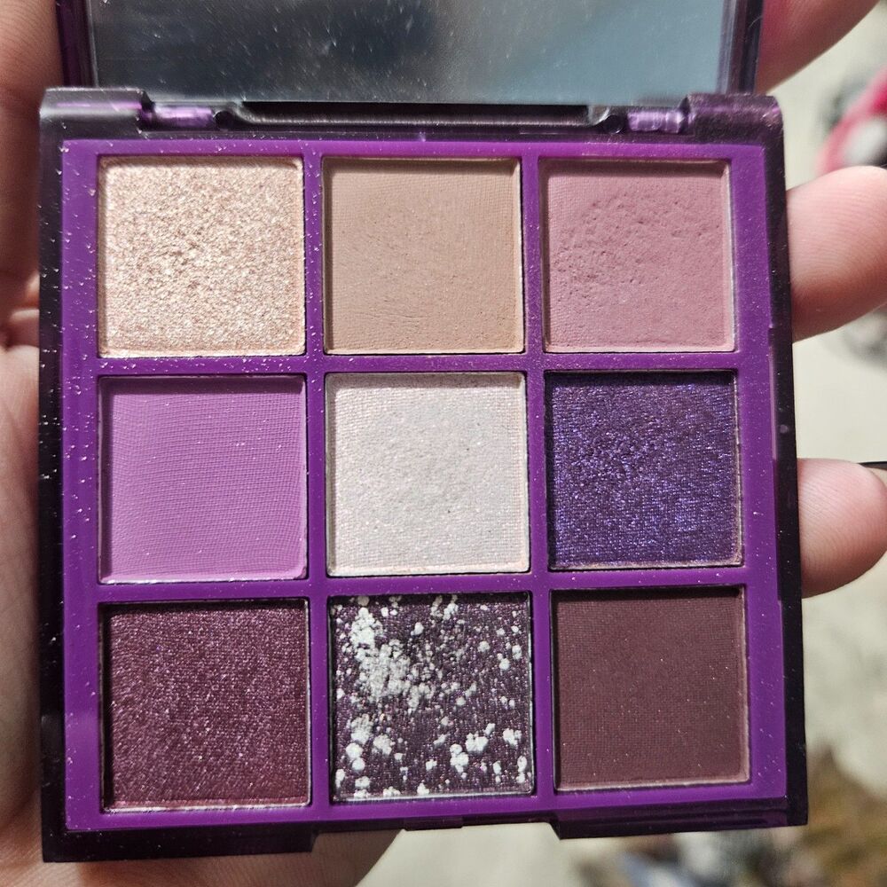 Farmasi Oasis Collection Violet Skies Eyeshadow Collection 9 Colors, Brand New